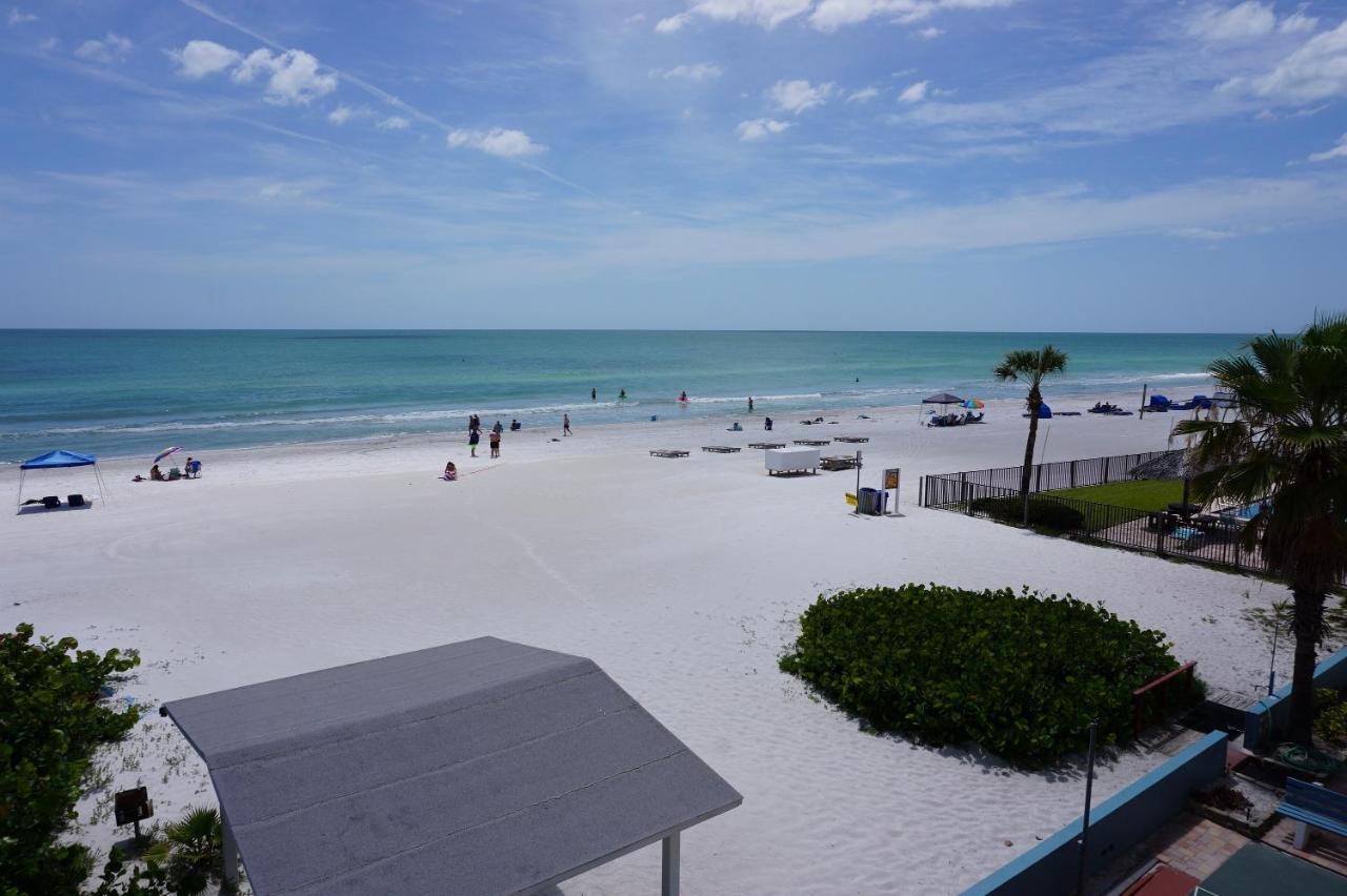 Redington Surf Resort By Travel Resort Services St. Pete Beach Exterior foto